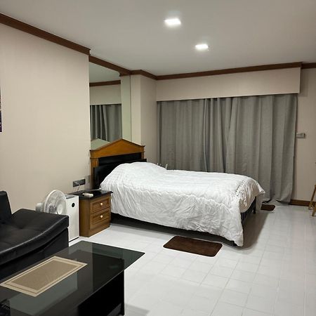 Bitec Bangna Bkk Aparthotel Banguecoque Exterior foto
